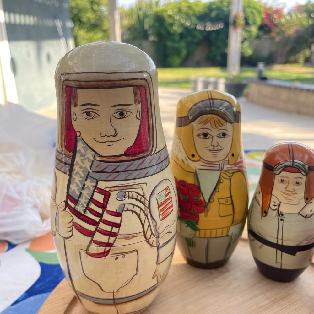 Wood Colorful Nesting Dolls Set 25th Anniversary 1994 - Picture 4 of 8